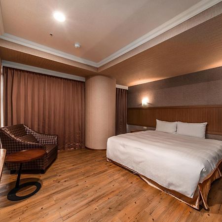 Fish Hotel-Pingtung Ngoại thất bức ảnh