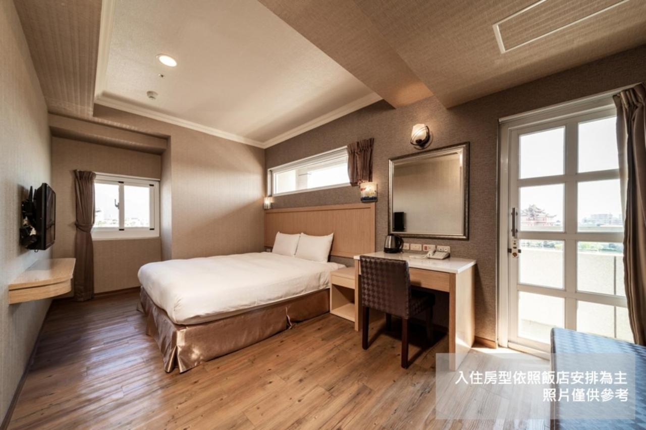 Fish Hotel-Pingtung Ngoại thất bức ảnh