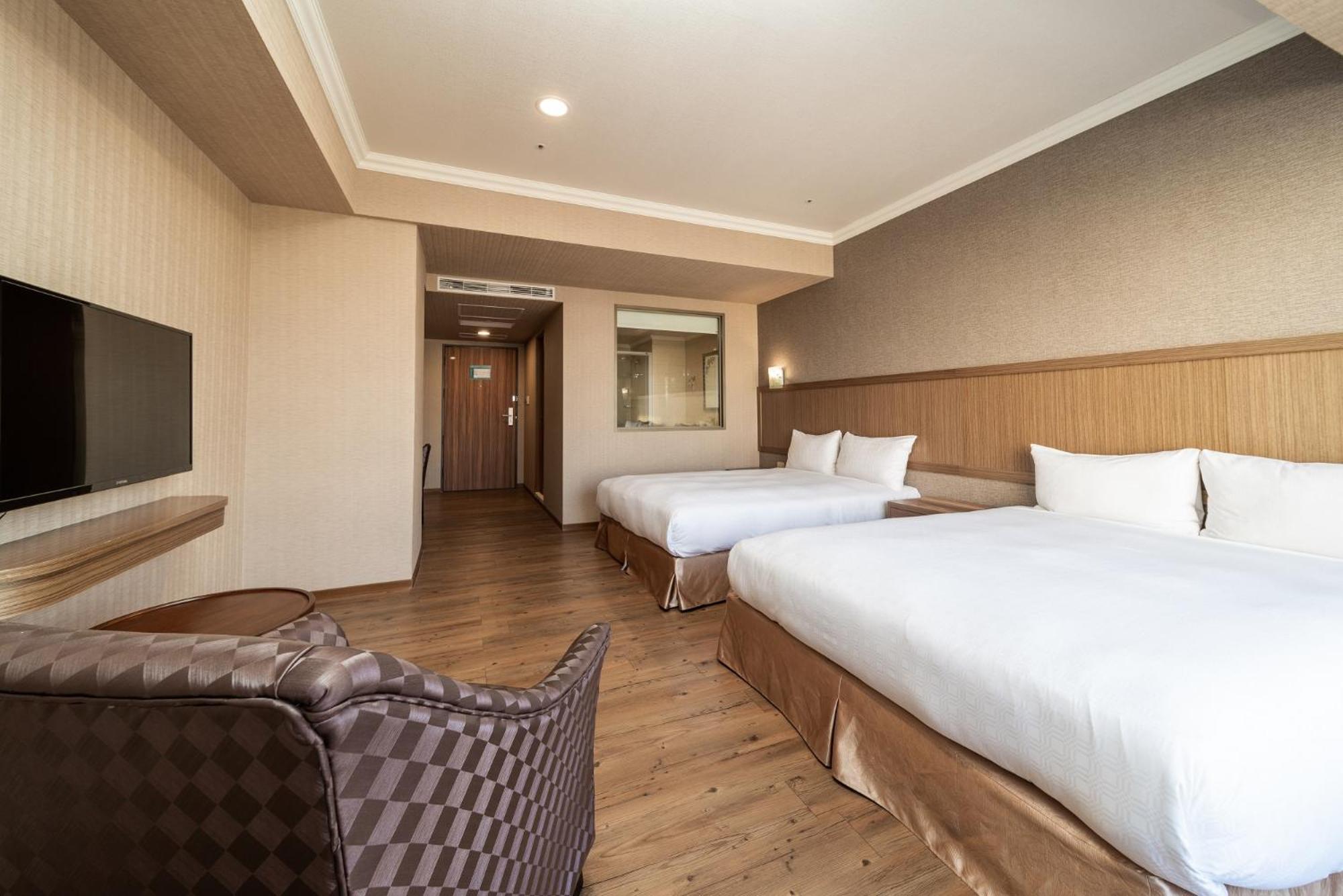 Fish Hotel-Pingtung Ngoại thất bức ảnh