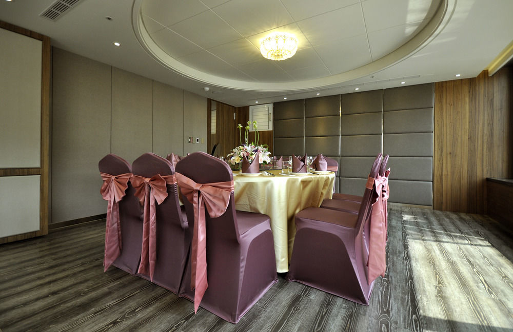 Fish Hotel-Pingtung Ngoại thất bức ảnh