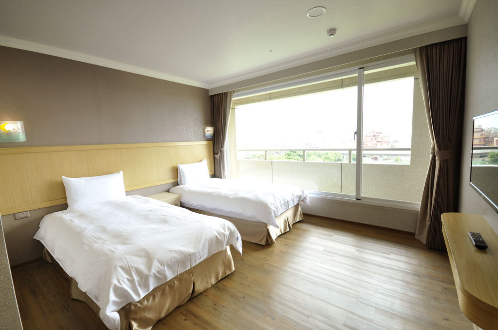 Fish Hotel-Pingtung Ngoại thất bức ảnh