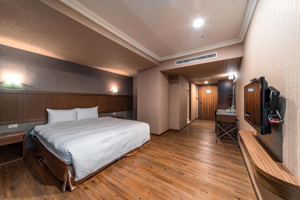 Fish Hotel-Pingtung Ngoại thất bức ảnh