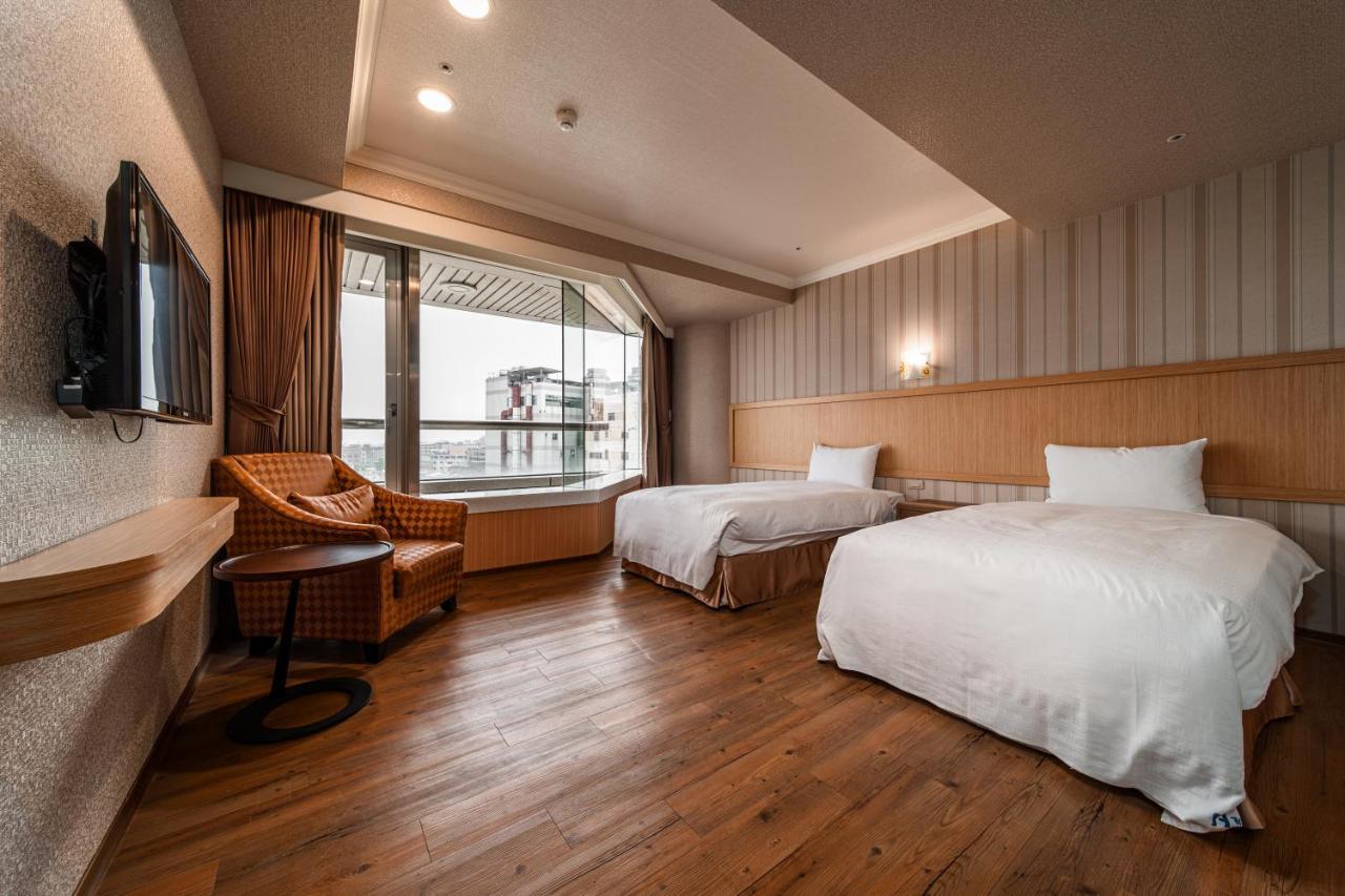 Fish Hotel-Pingtung Ngoại thất bức ảnh