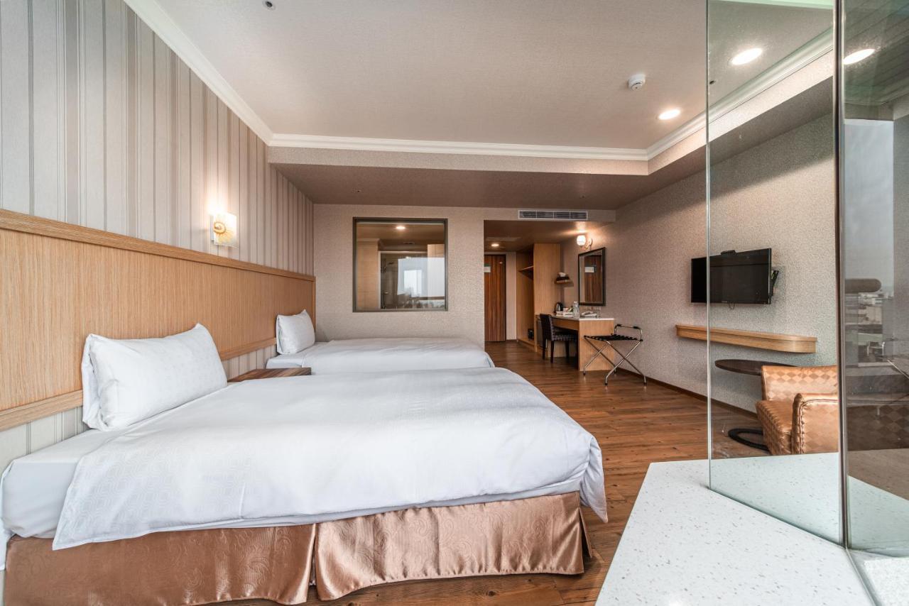 Fish Hotel-Pingtung Ngoại thất bức ảnh