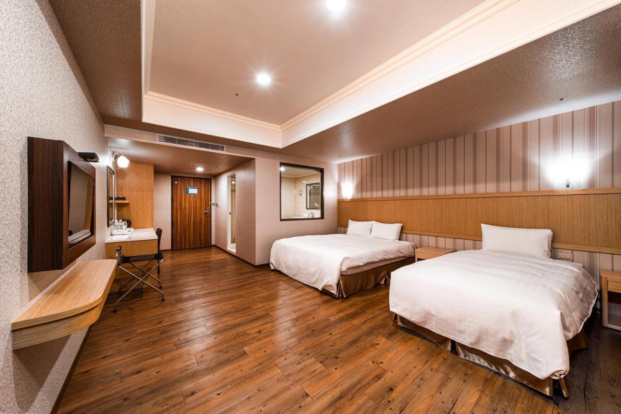 Fish Hotel-Pingtung Ngoại thất bức ảnh