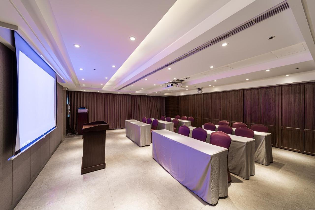 Fish Hotel-Pingtung Ngoại thất bức ảnh