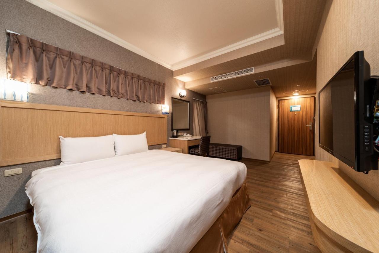 Fish Hotel-Pingtung Ngoại thất bức ảnh