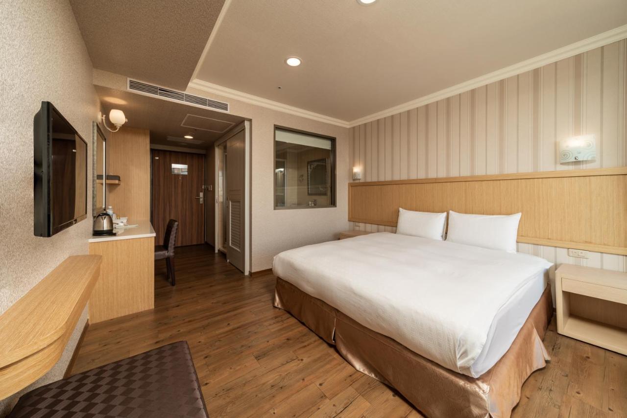 Fish Hotel-Pingtung Ngoại thất bức ảnh